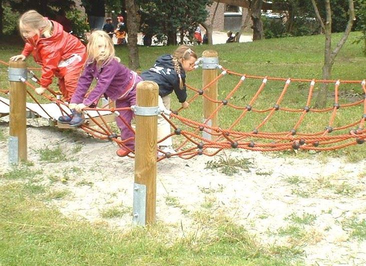 Motorik-Segmente für Grundschulkinder - Außenspielanlage für den Schulhof und Spielplatz