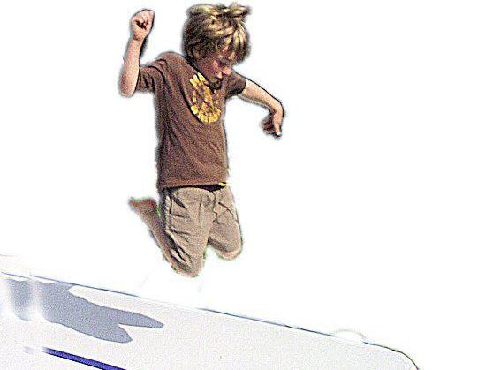 Trampolin Turnmatte Sprung - Kinderturnübungen mit AirTrack