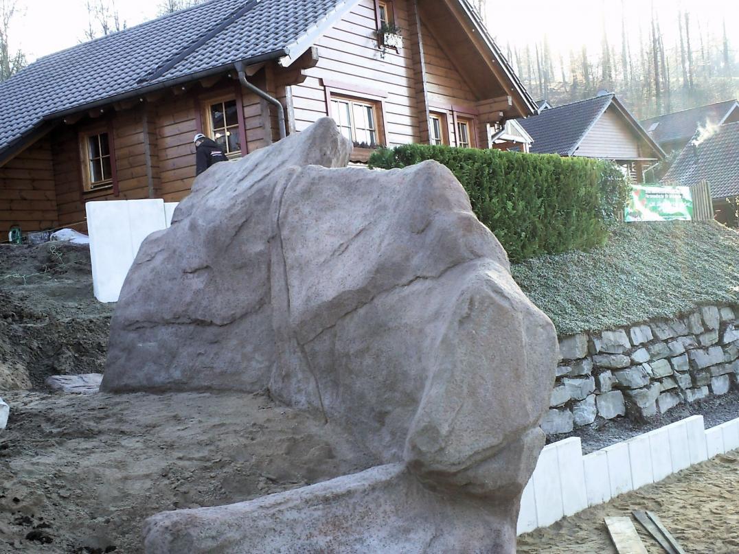 Kunstfelsen-Wand-Abgrenzung - Sichtschutz aus Spritzbeton