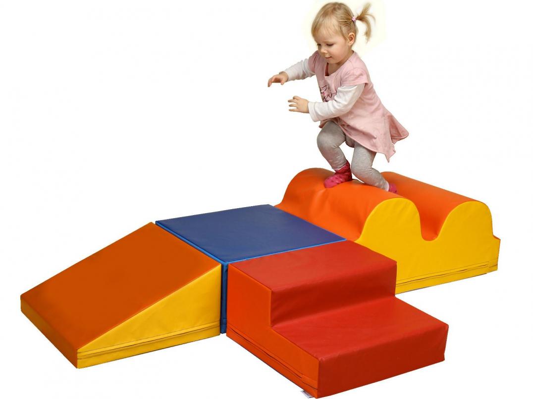 Baumodul, Bausteinsatz MEDI - Damit Kinder eine Vielzahl an Bewegungsmöglichkeiten geboten bekommen - kombiniere verschidenste Elemente nach Bedarf. Baumodul, Bausteinsatz MEDI - gefertigt in Deutschland